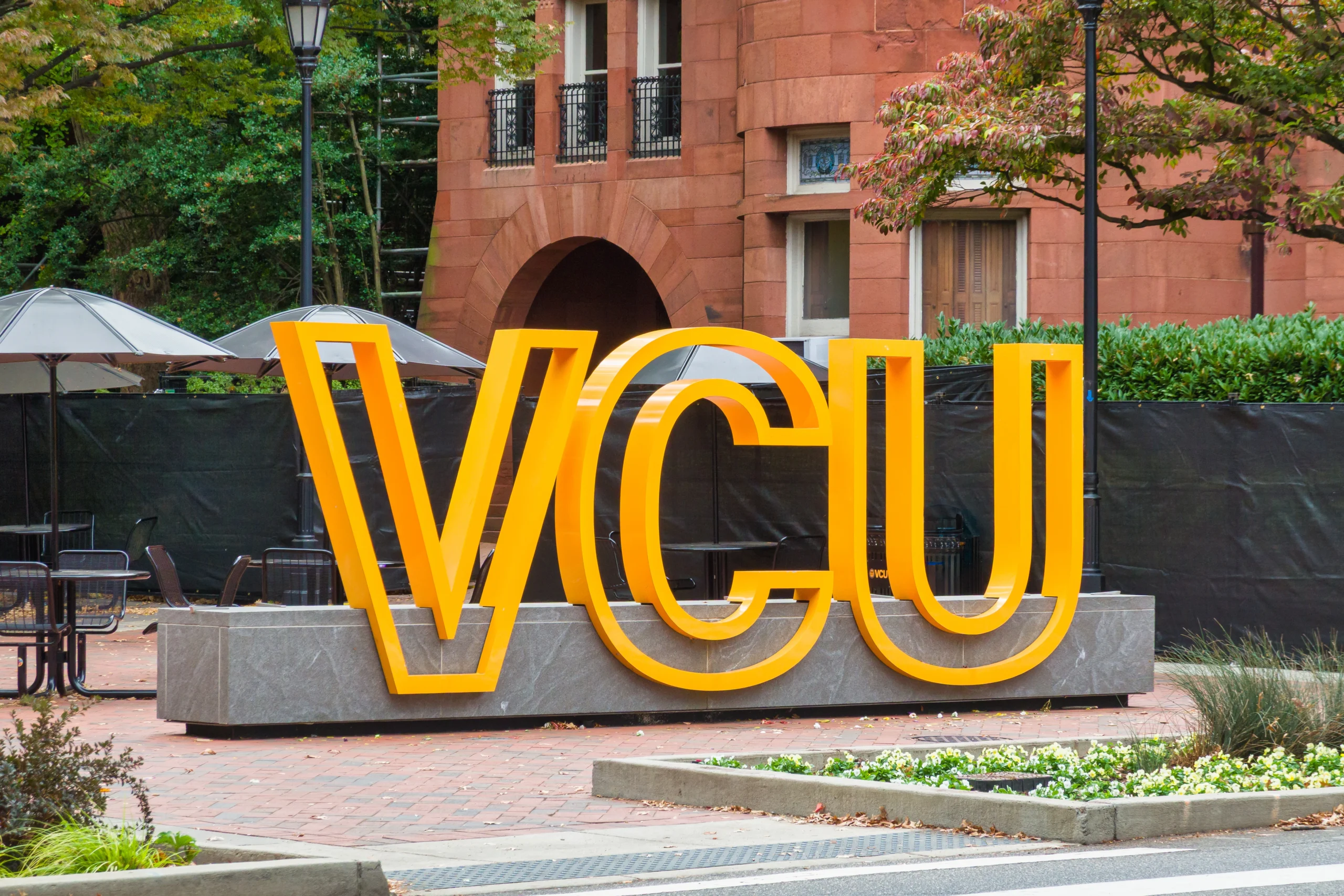 VCU Sign on Campus